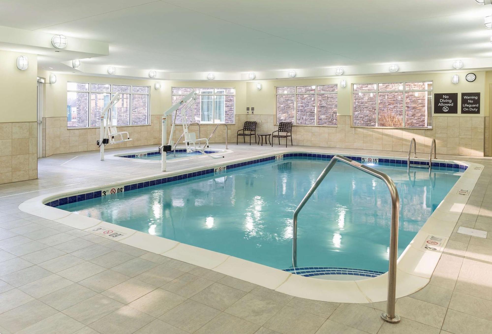 Homewood Suites By Hilton Akron/Fairlawn Zewnętrze zdjęcie
